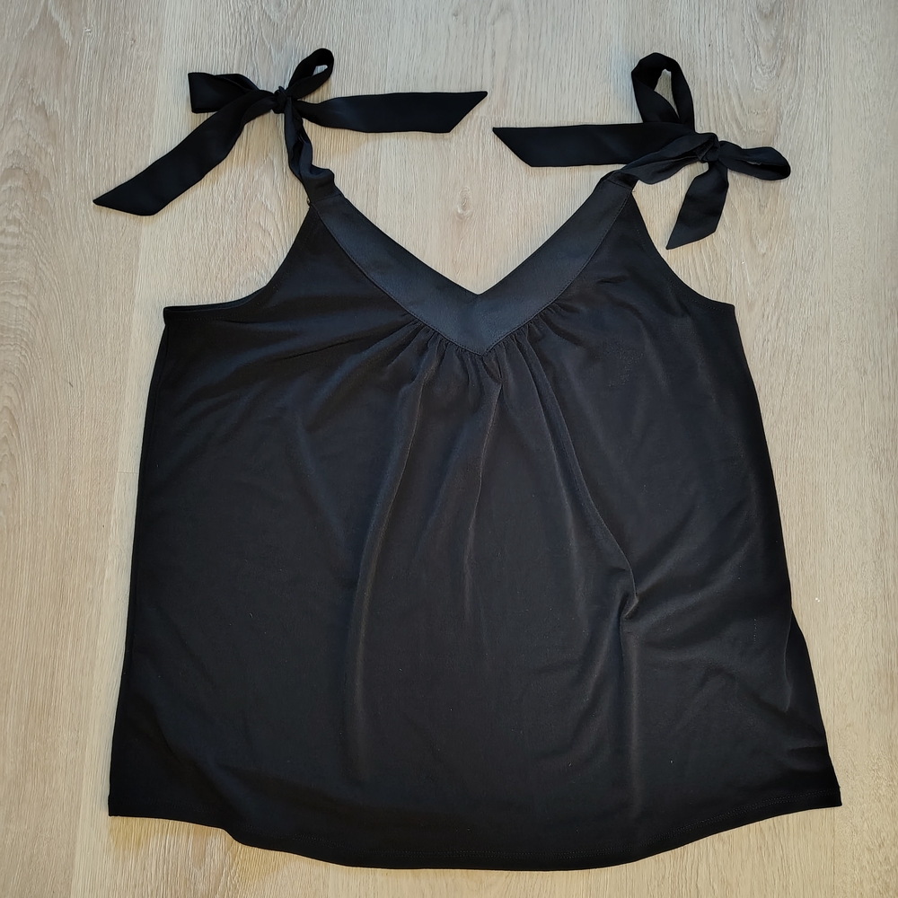 Elegant Black Women's Top with Bow Straps